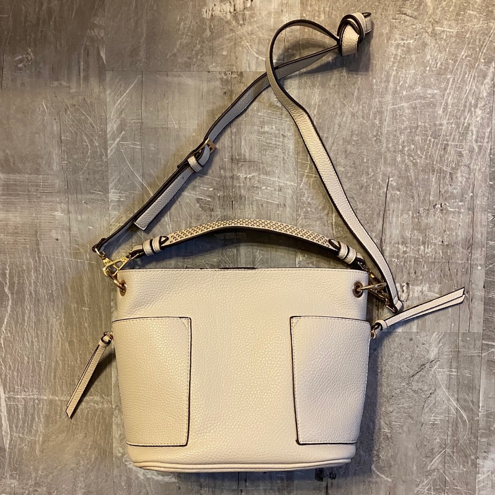 Steve Madden Sammy Bucket Hobo Bag in Off White.